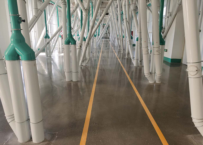 河北重點(diǎn)食品企業(yè)車間地面固化后的效果！