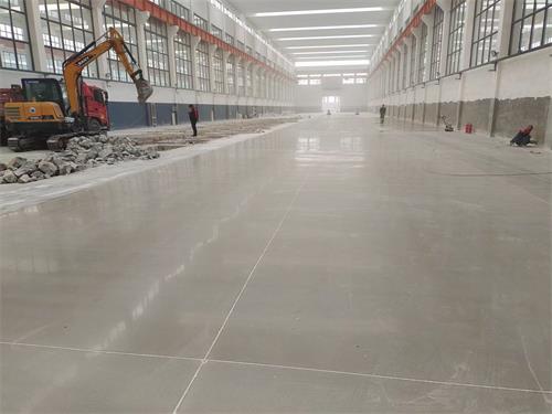 石家莊某企業(yè)固化地坪施工進(jìn)行中！